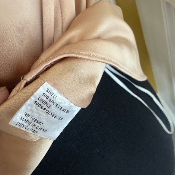 Obando Collective Elegant Tan Halter Top - Picture 13 of 13